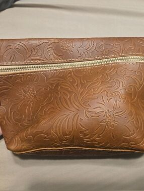 Portland Leather Goods Large Makeup Bag In MEADOW